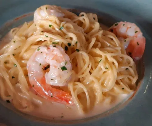 Spaghetti com Camarão